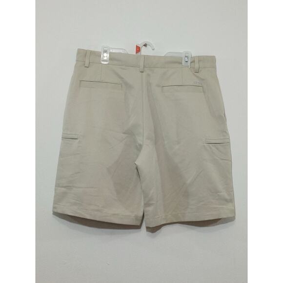 Izod Men's Shorts Golf Swing Flex Stretch UPF 50 Cargo Beige Size 36 - Picture 10 of 13